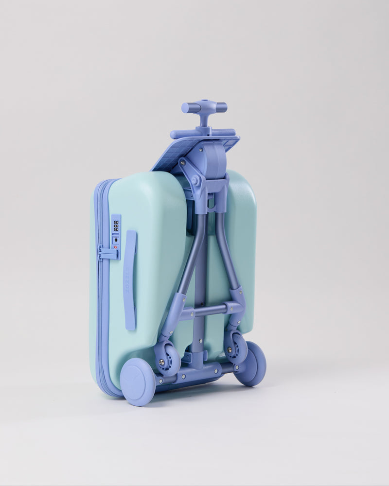 Ride-On-Luggage---Alpine-Air