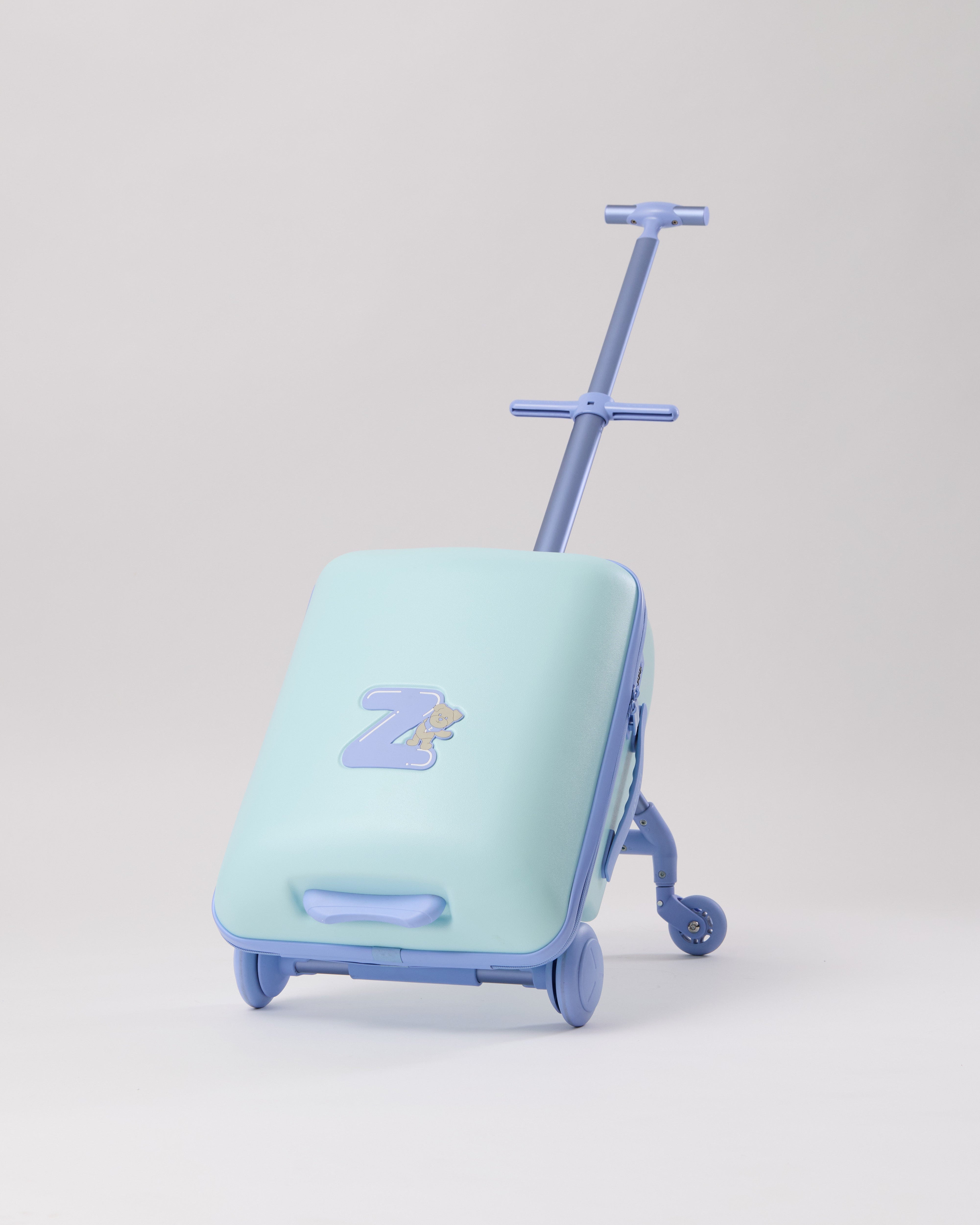 Ride-On-Luggage---Alpine-Air